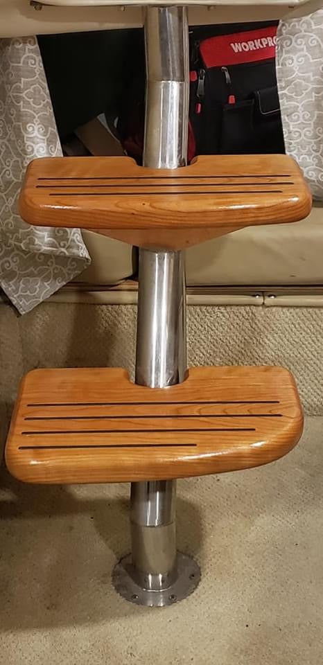 Rinker 320 steps cherry