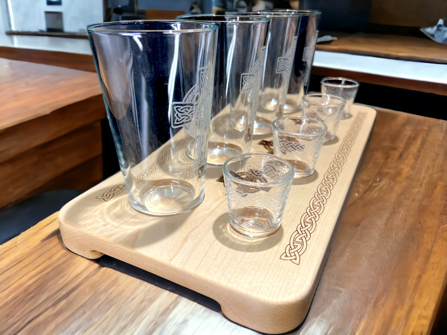 Dublin Drop Shot Flight Maple 1